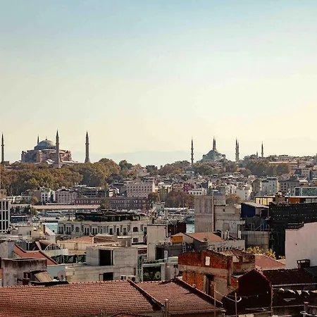 Private Terrace With Bosphorous View, 2 Bedrooms At Galata Apartment *