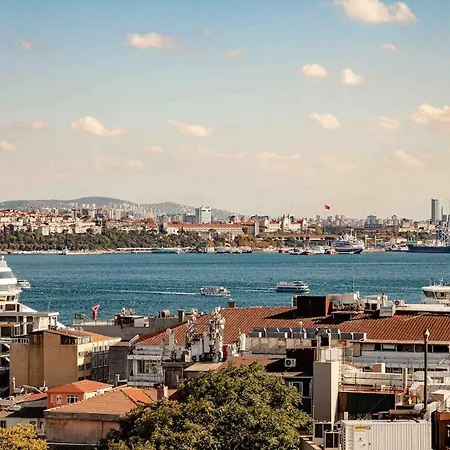 Private Terrace With Bosphorous View, 2 Bedrooms At Galata Apartment *
