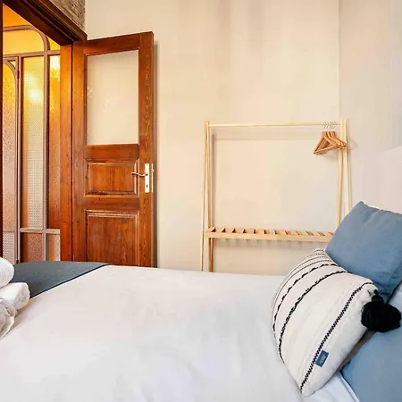 Private Terrace With Bosphorous View, 2 Bedrooms At Galata Apartment