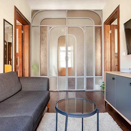 Private Terrace With Bosphorous View, 2 Bedrooms At Galata Apartament